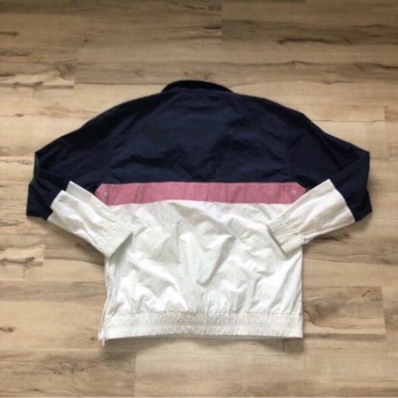 Lightweight Hollister California Jacket - Picture 6 of 9